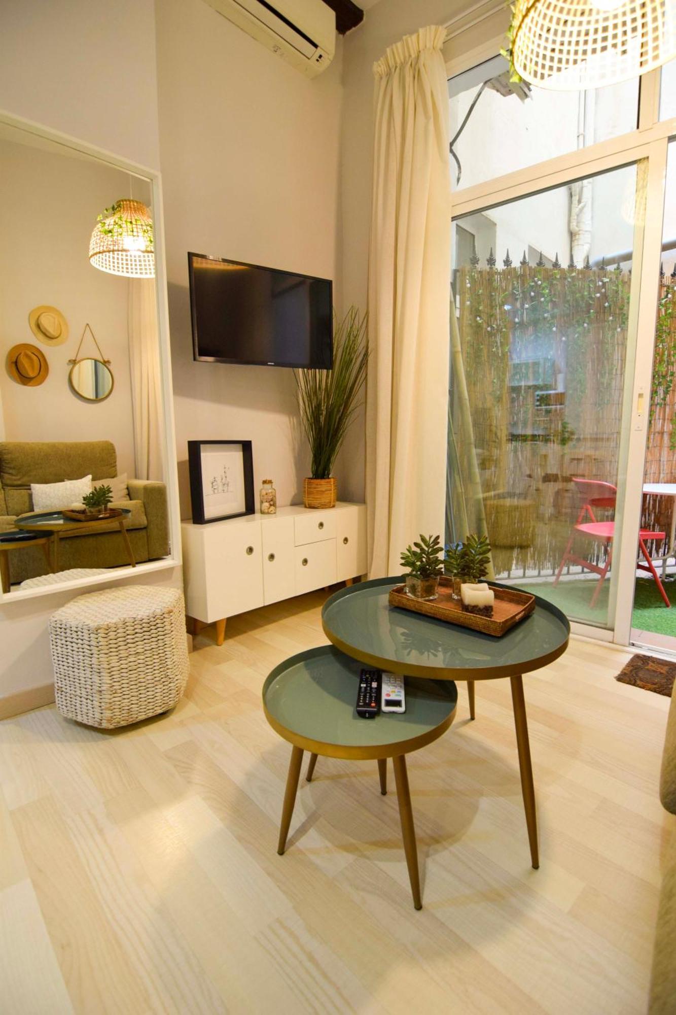 Letplanet Peaceful Thyssen Apartment